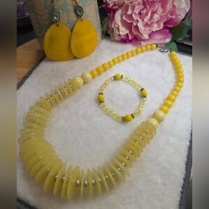 Yellow Beaded Jewelry Set
